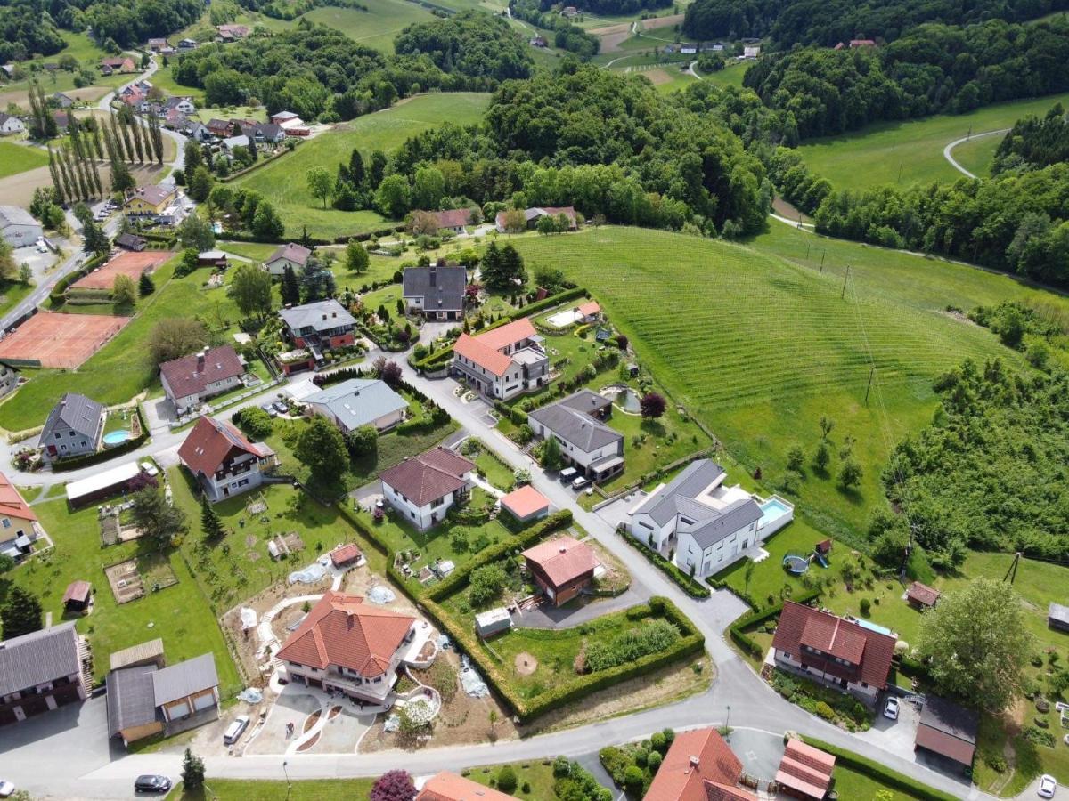 Ferienwohnung Berghausen ภายนอก รูปภาพ